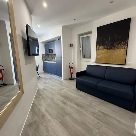 Rebecca's - Anzio, Sea View & Private Parking Appartement Anzio