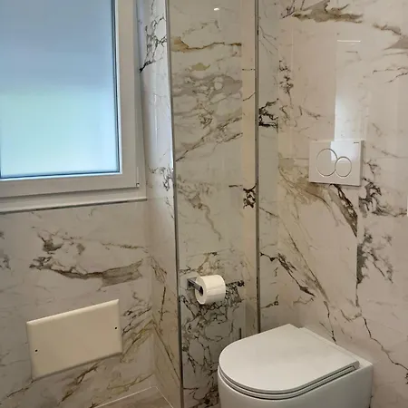 Rebecca's - Anzio, Sea View & Private Parking Appartement Anzio