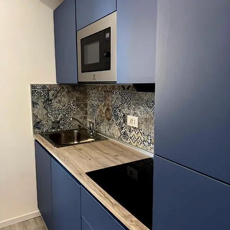 Appartement Rebecca's - Anzio, Sea View & Private Parking *